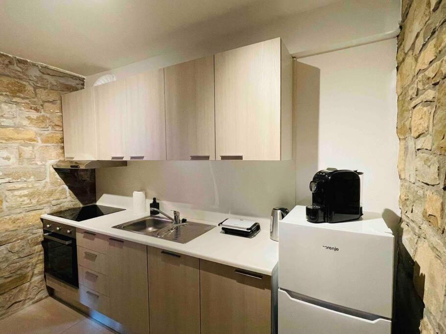 Santomas Apartments Šmarje Eksteriør billede