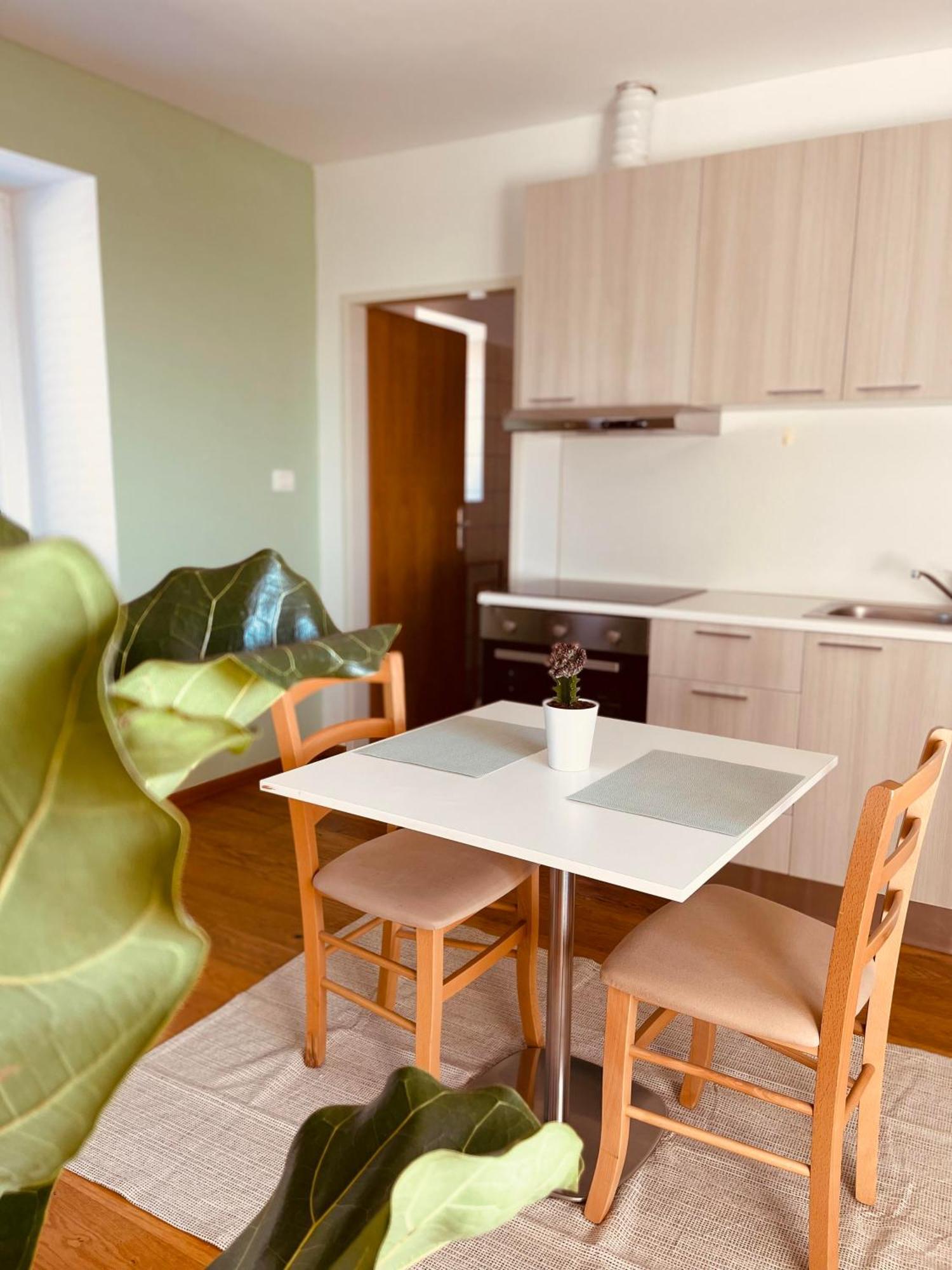 Santomas Apartments Šmarje Eksteriør billede