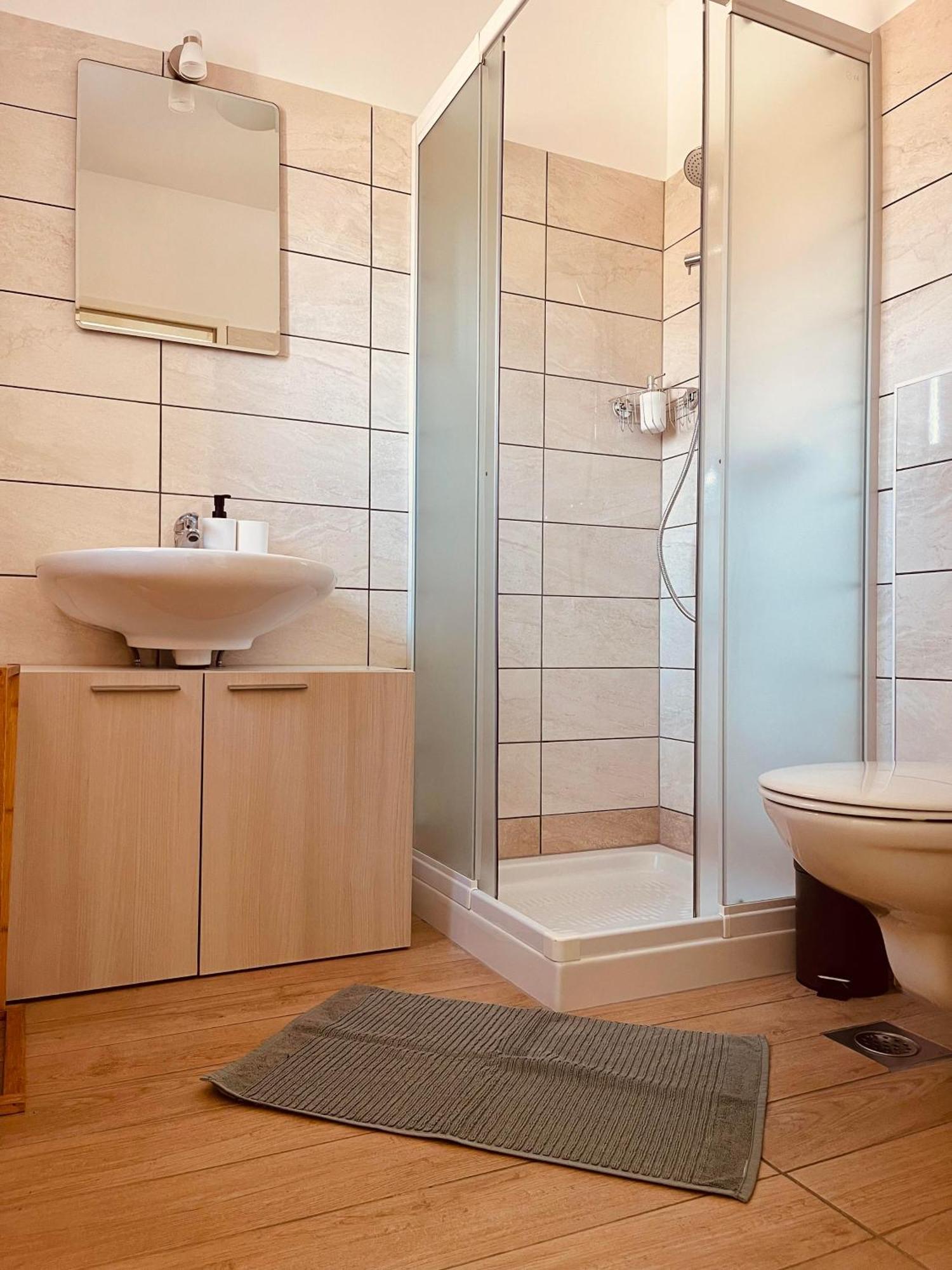 Santomas Apartments Šmarje Eksteriør billede